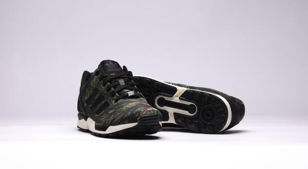 FOREST♪出品 adidas Originals ZX Flux 